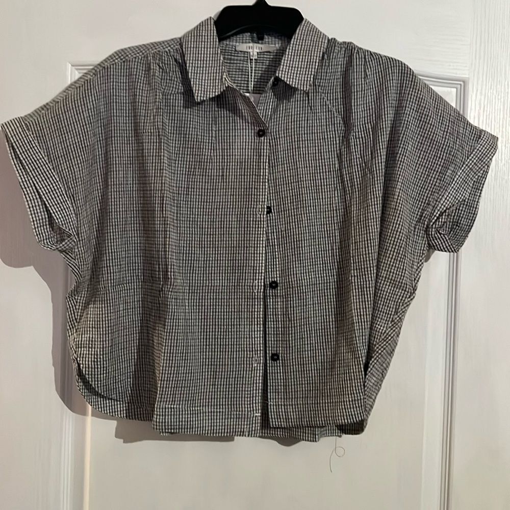 Fun2fun button down crop top